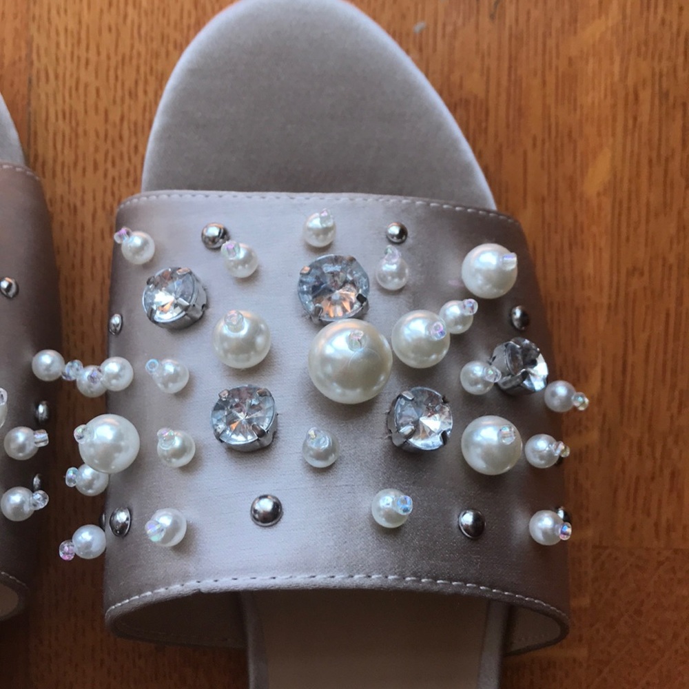 Sandals - Picture 3 of 4